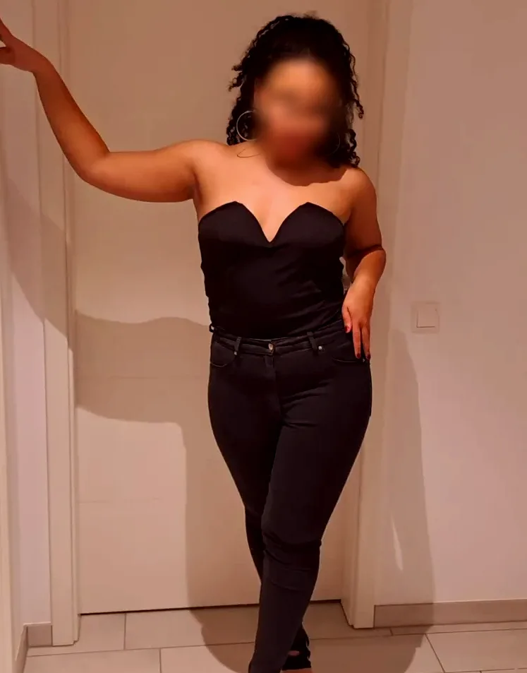 Salma, 27 años